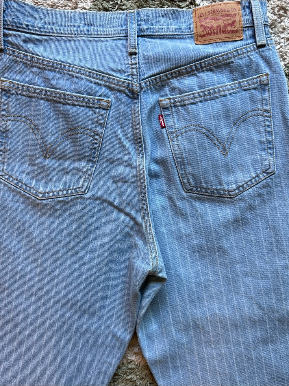 Light Blue Pinstripe Straight-Leg Levi’s. - Picture 9 of 11